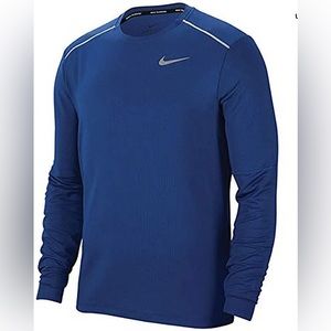 Nike Men’s Dri-Fit Long Sleeve T-Shirt
